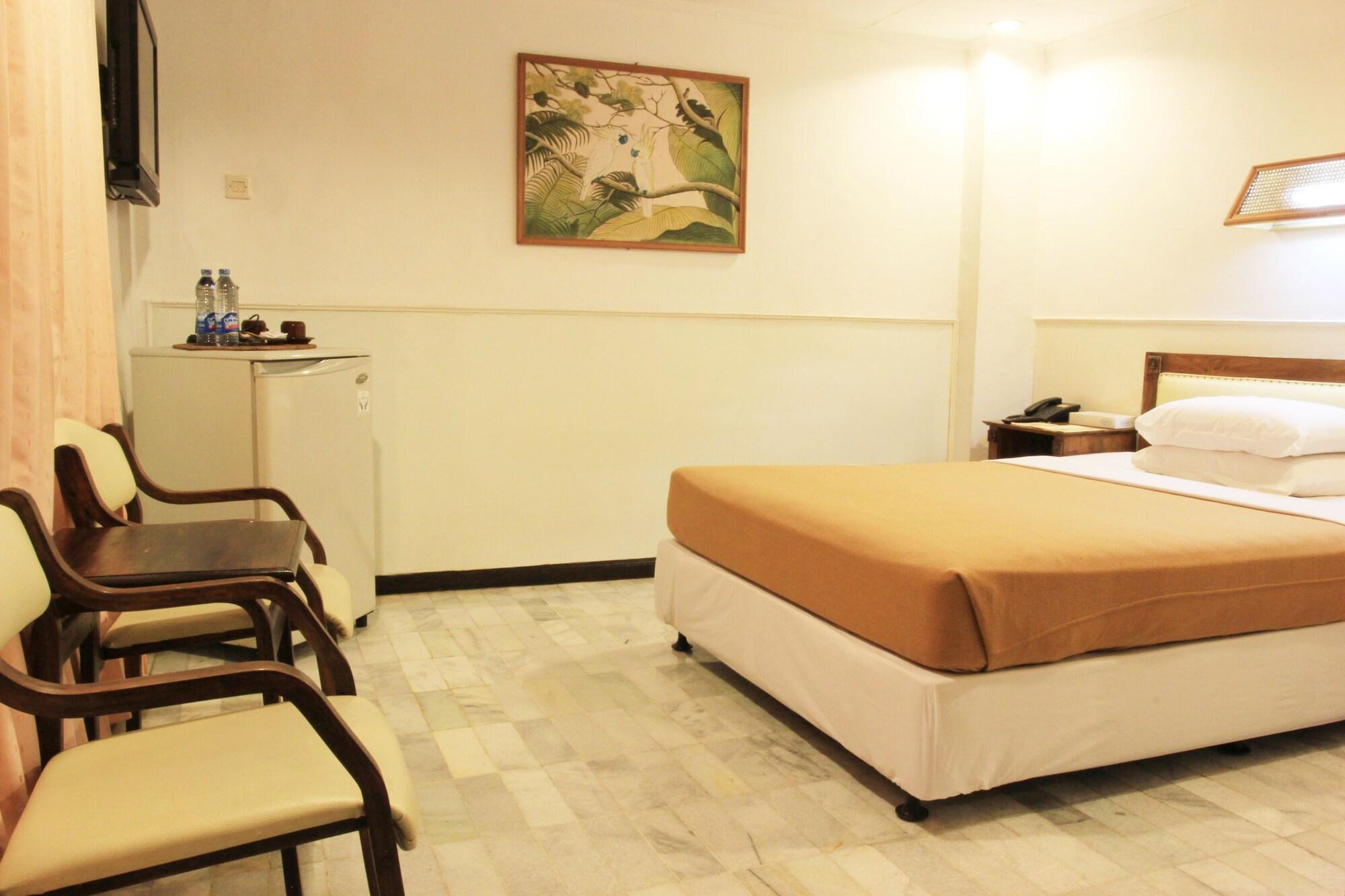Hotel Karthi Kuta Kuta Lombok Eksteriør billede