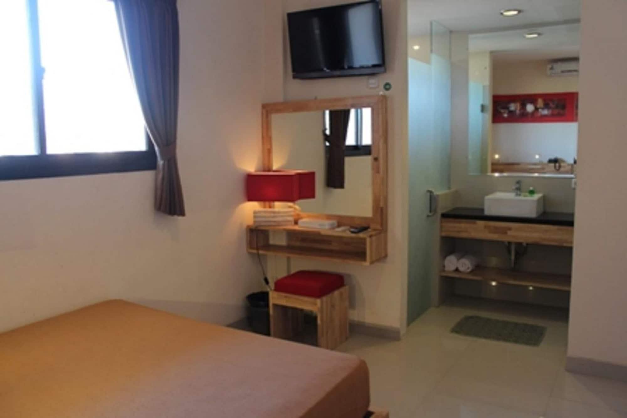 Hotel Karthi Kuta Kuta Lombok Eksteriør billede